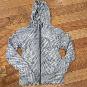 Lululemon Gray Zigzag Pattern Scuba Hoodie